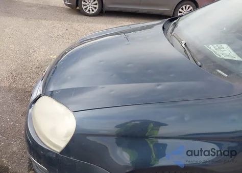 2007 Volkswagen Jetta 2.5 z USA, uszkodzony, nr VIN 3VWDF81K77M099080